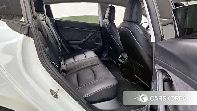 Tesla Model 3 2022 Белый из Кореи, фото 3