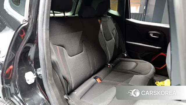 Jeep Renegade 2018 Черный из Кореи, фото 3