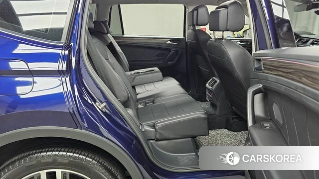 Volkswagen Tiguan Allspace 2022 Синий из Кореи, фото 3