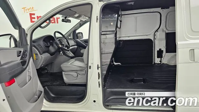 Hyundai The New Grand Starex 2021 Белый из Кореи, фото 3