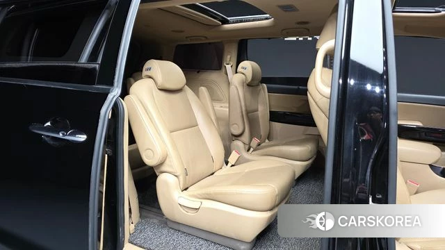 Kia The New Carnival 2018 Черный из Кореи, фото 3