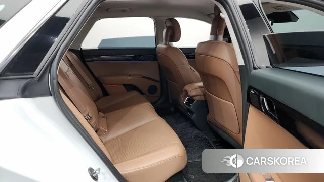 Hyundai Grandeur Hybrid (GN7) 2023 Белый из Кореи, фото 3