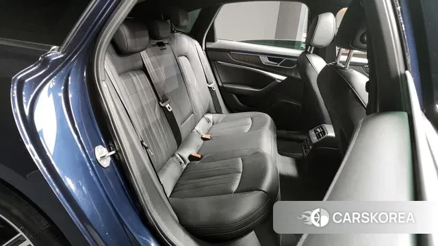 Audi A6 (C8) 2023 Синий из Кореи, фото 3