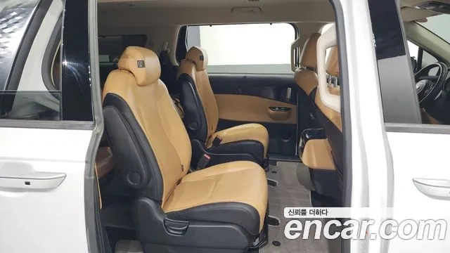 Kia Carnival 4th generation 2021 Белый из Кореи, фото 3
