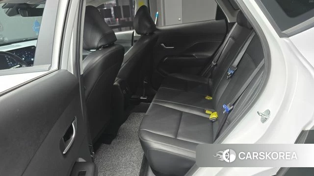 Hyundai Kona (SX2) 2024 Белый из Кореи, фото 3