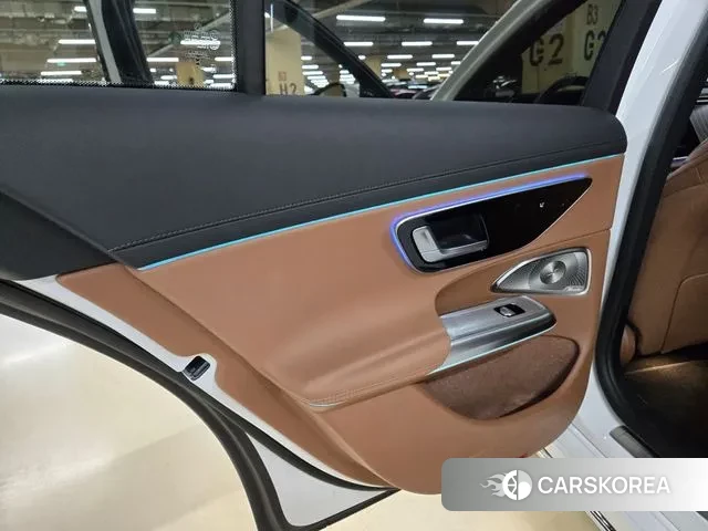 Mercedes-Benz E-Class W214 2025 Белый из Кореи, фото 3