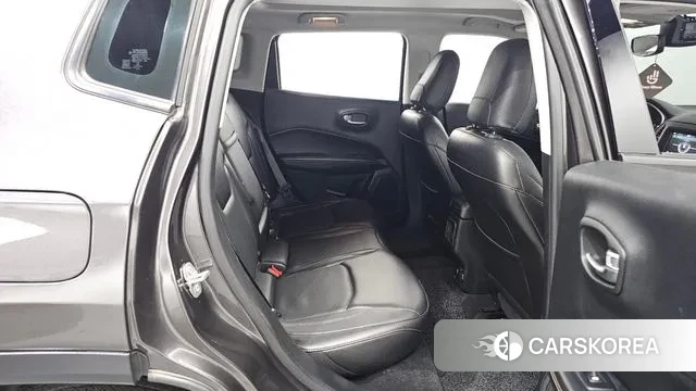 Jeep Compass 2nd Generation 2018 Серый из Кореи, фото 3