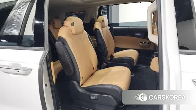 Kia Carnival 4th generation 2023 Белый из Кореи, фото 3