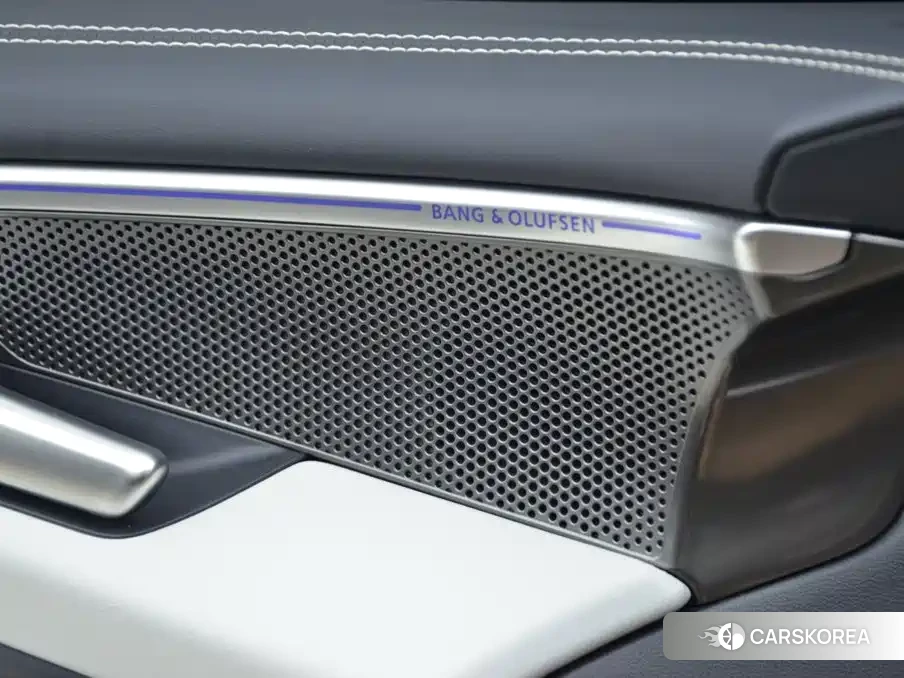 Audi A6L 2026 Черный из Китая, фото 3