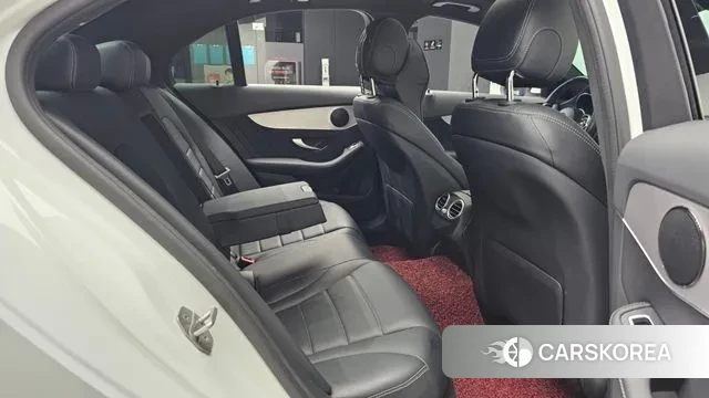 Mercedes-Benz C-Class W205 2021 Белый из Кореи, фото 3