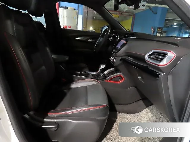 Chevrolet (GM Daewoo) Trailblazer 2022 Белый из Кореи, фото 3