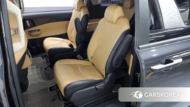Kia Carnival 4th generation 2022 Серый из Кореи, фото 3