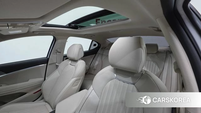 Genesis The New G70 2022 Белый из Кореи, фото 3