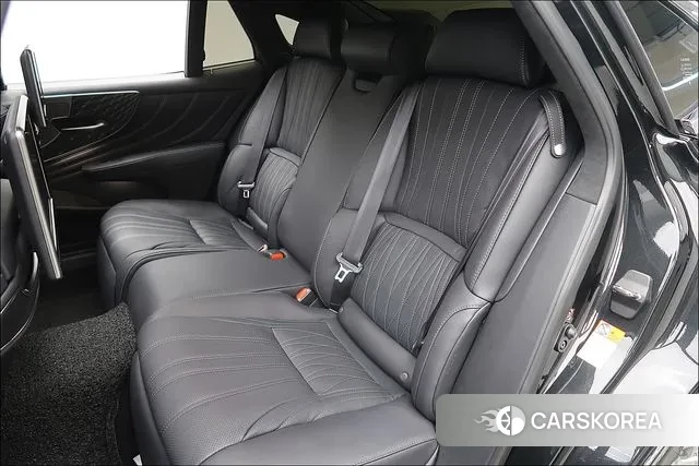 Lexus LS500 5th generation 2024 Черный из Кореи, фото 3