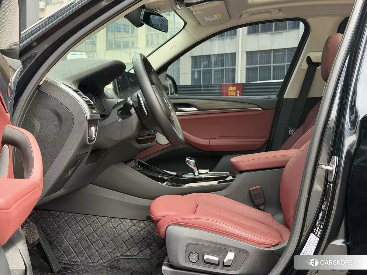 BMW X3 2023 Черный из Китая, фото 3