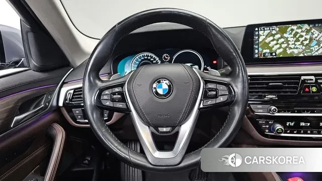 BMW 5 Series (G30) 2018 Небесно-голубой из Кореи, фото 3