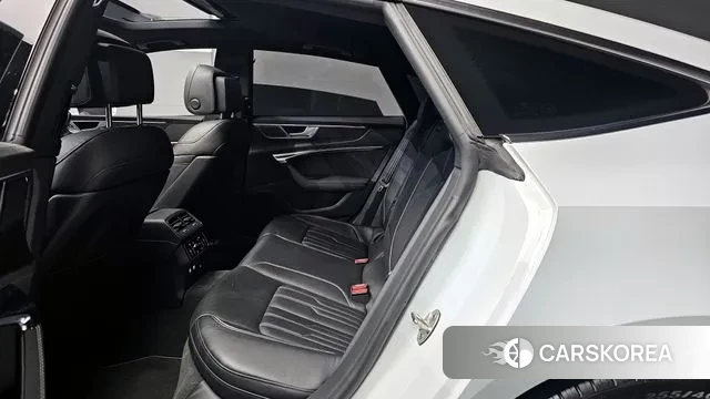 Audi A7 (4K) 2020 Белый из Кореи, фото 3