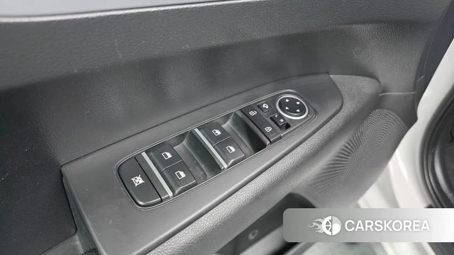Kia The New K3 2nd generation 2022 Белый из Кореи, фото 3