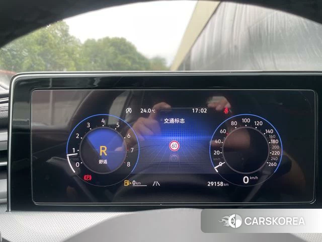 Volkswagen Lingdu 2023 Белый из Китая, фото 3