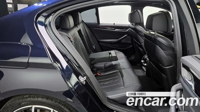 BMW 5 Series (G30) 2022 Черный из Кореи, фото 3