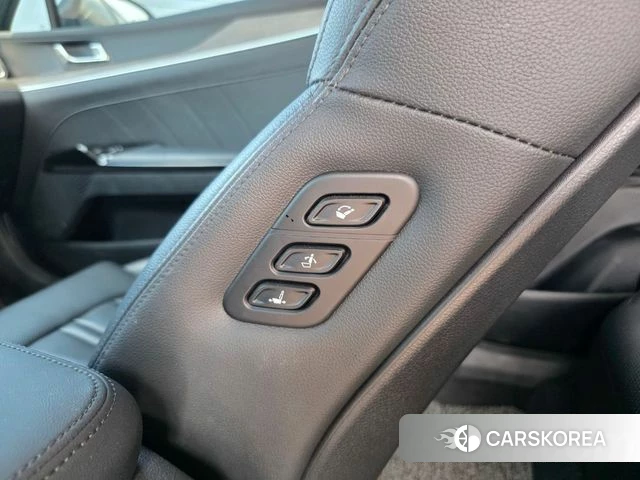 Kia K5 3rd generation 2023 Серый из Кореи, фото 3
