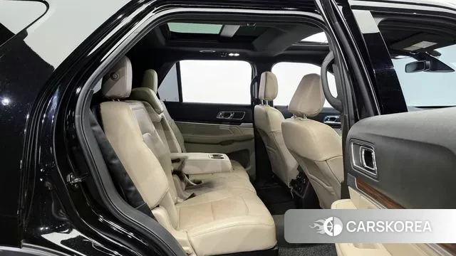 Ford Explorer 2018 Черный из Кореи, фото 3
