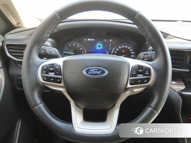 Ford Explorer 6th Generation 2023 Белый из Кореи, фото 3