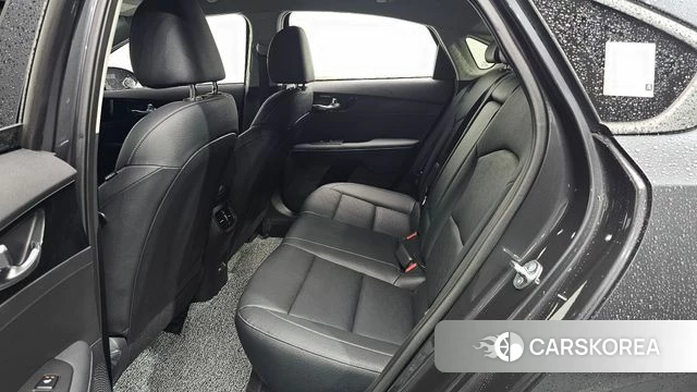 Kia The New K3 2nd generation 2023 Серый из Кореи, фото 3
