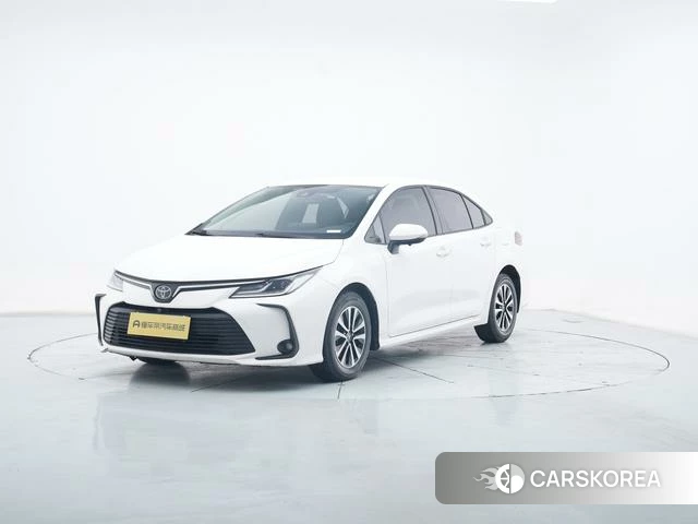 Toyota Corolla 2021 Белый из Китая, фото 3