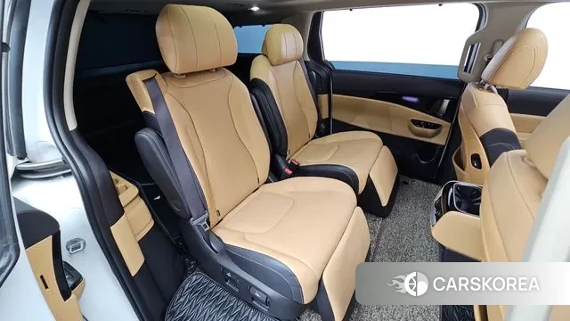 Kia Carnival 4th generation 2023 Белый из Кореи, фото 3