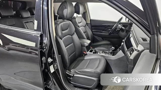 Ssangyong Beautiful Korando 2020 Черный из Кореи, фото 3