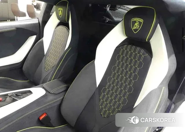 Lamborghini Revuelto 2025 Черный из Кореи, фото 3