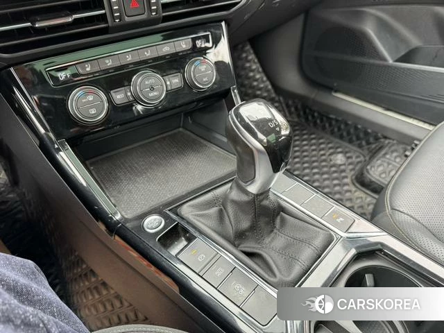 Volkswagen Passat 2020 Черный из Китая, фото 3