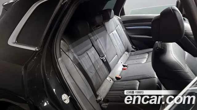 Audi e-Tron 2022 Черный из Кореи, фото 3
