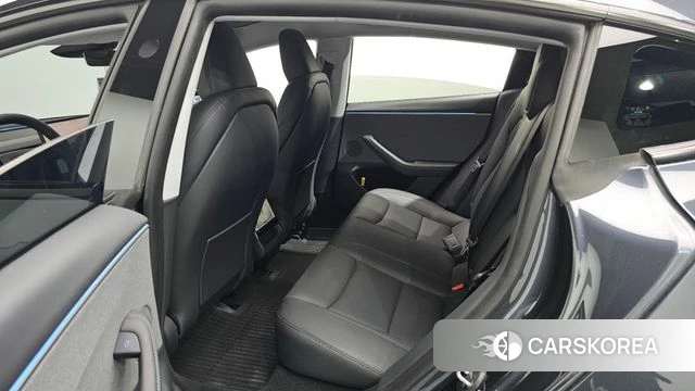 Tesla Model 3 2025 Серый из Кореи, фото 3
