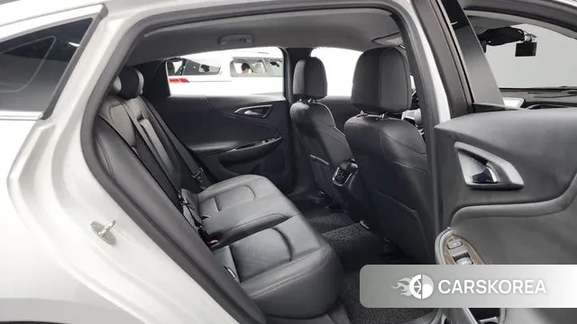 Chevrolet (GM Daewoo) The New Malibu 2019 Белый из Кореи, фото 3