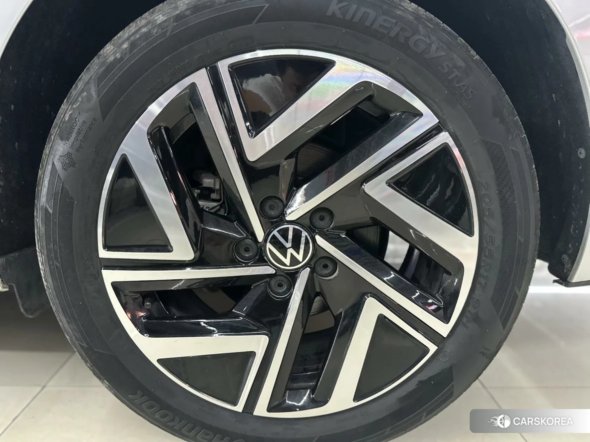 Volkswagen Sagitar 2022 Серебристо-серый из Китая, фото 3