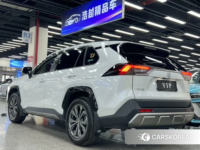 Toyota RAV4 Rongfang 2025 Белый из Китая, фото 3