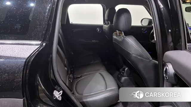 Mini Cooper Countryman 2023 Черный из Кореи, фото 3