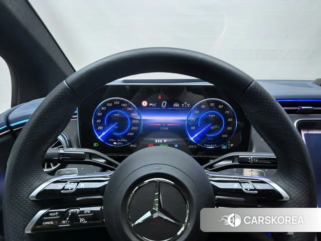 Mercedes-Benz EQE 2024 Черный из Китая, фото 3