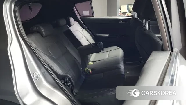 Kia Sportage The Bold 2018 Серебряный из Кореи, фото 3