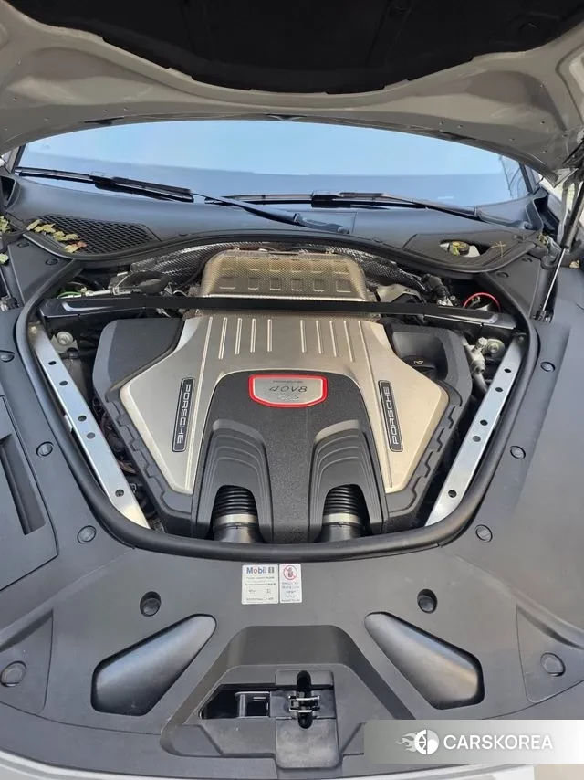 Porsche Panamera (971) 2022 Серебристо-серый из Кореи, фото 3