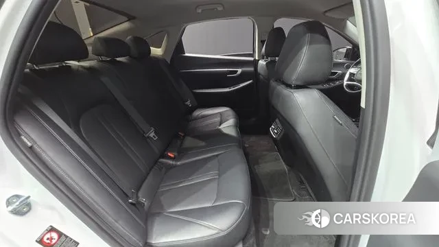 Hyundai Sonata (DN8) 2022 Белый из Кореи, фото 3