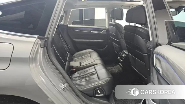 BMW 6 Series GT (G32) 2021 Серый из Кореи, фото 3