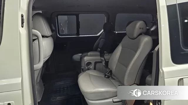 Hyundai The New Grand Starex 2020 Белый из Кореи, фото 3