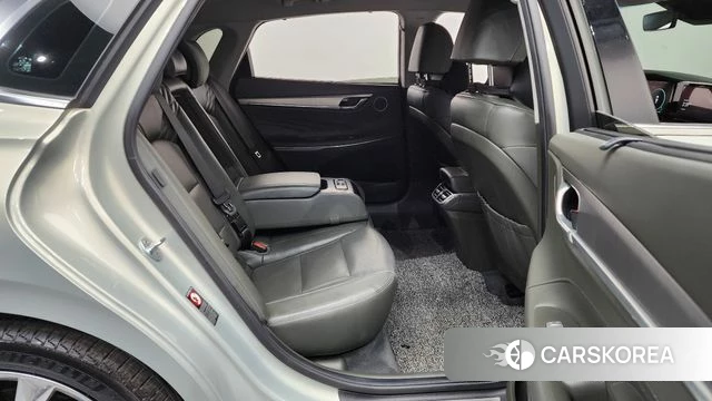 Hyundai The New Grandeur IG Hybrid 2020 Серебристо-серый из Кореи, фото 3