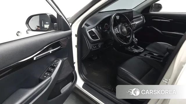 Kia Seltos 2020 Белый из Кореи, фото 3