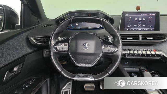 Peugeot 3008 second generation 2018 Белый из Кореи, фото 3