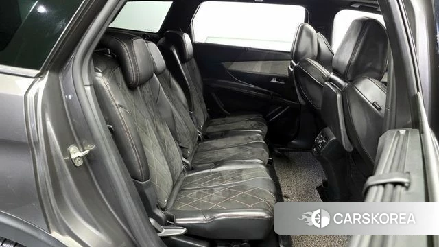 Peugeot 5008 second generation 2018 Серый из Кореи, фото 3