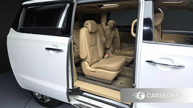 Kia The New Carnival 2018 Белый из Кореи, фото 3